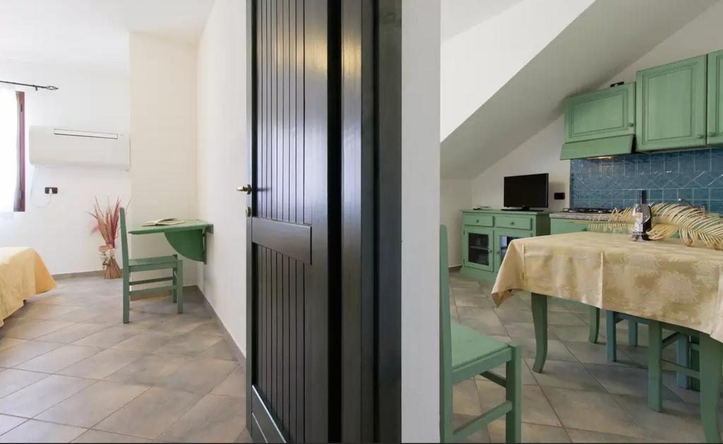 Appartamento Gli Ontani Cala Liberotto Exteriör bild