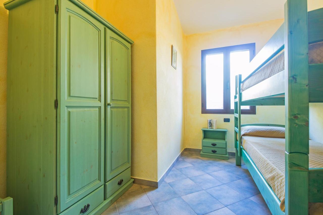 Appartamento Gli Ontani Cala Liberotto Exteriör bild