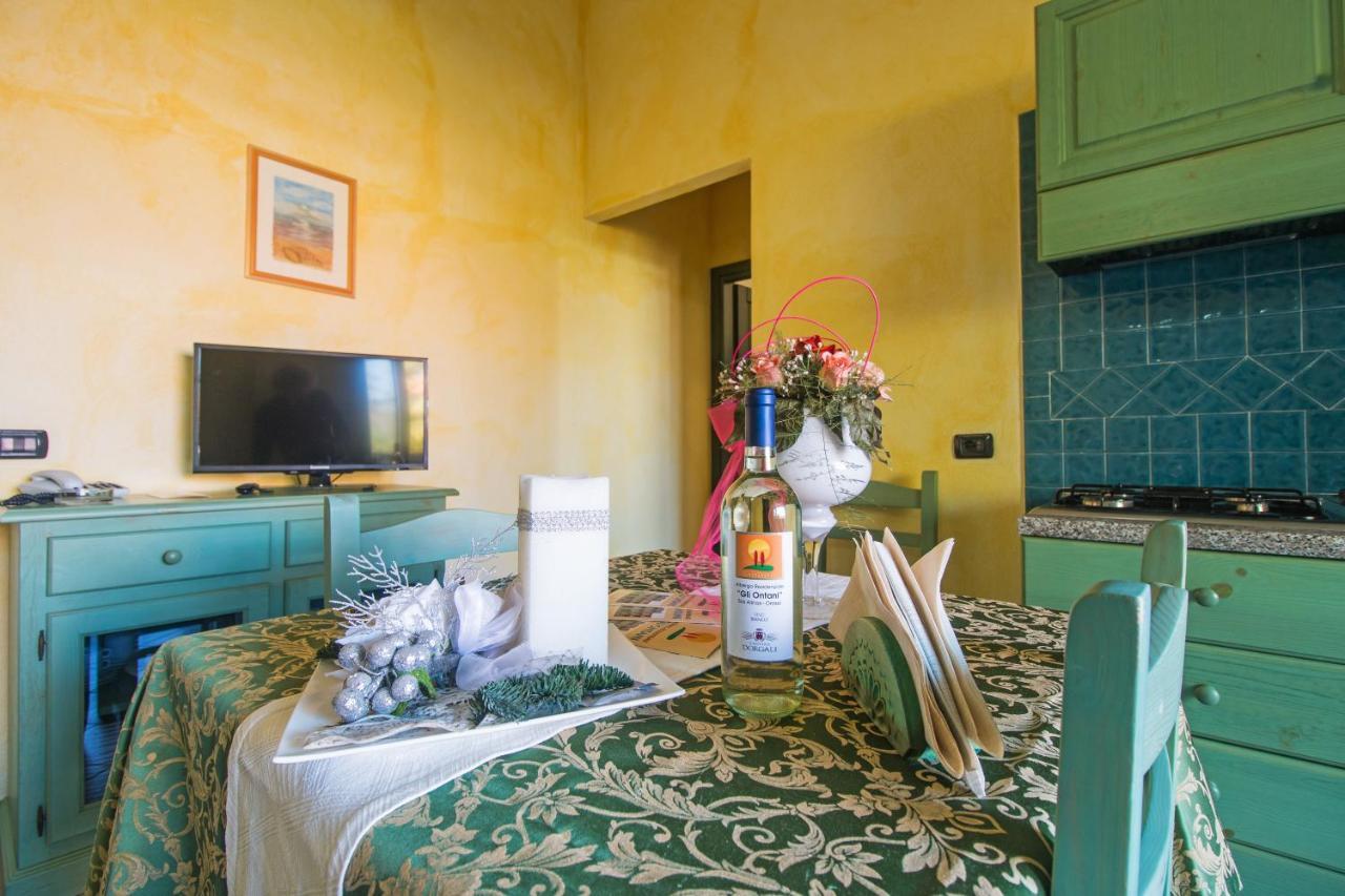 Appartamento Gli Ontani Cala Liberotto Exteriör bild