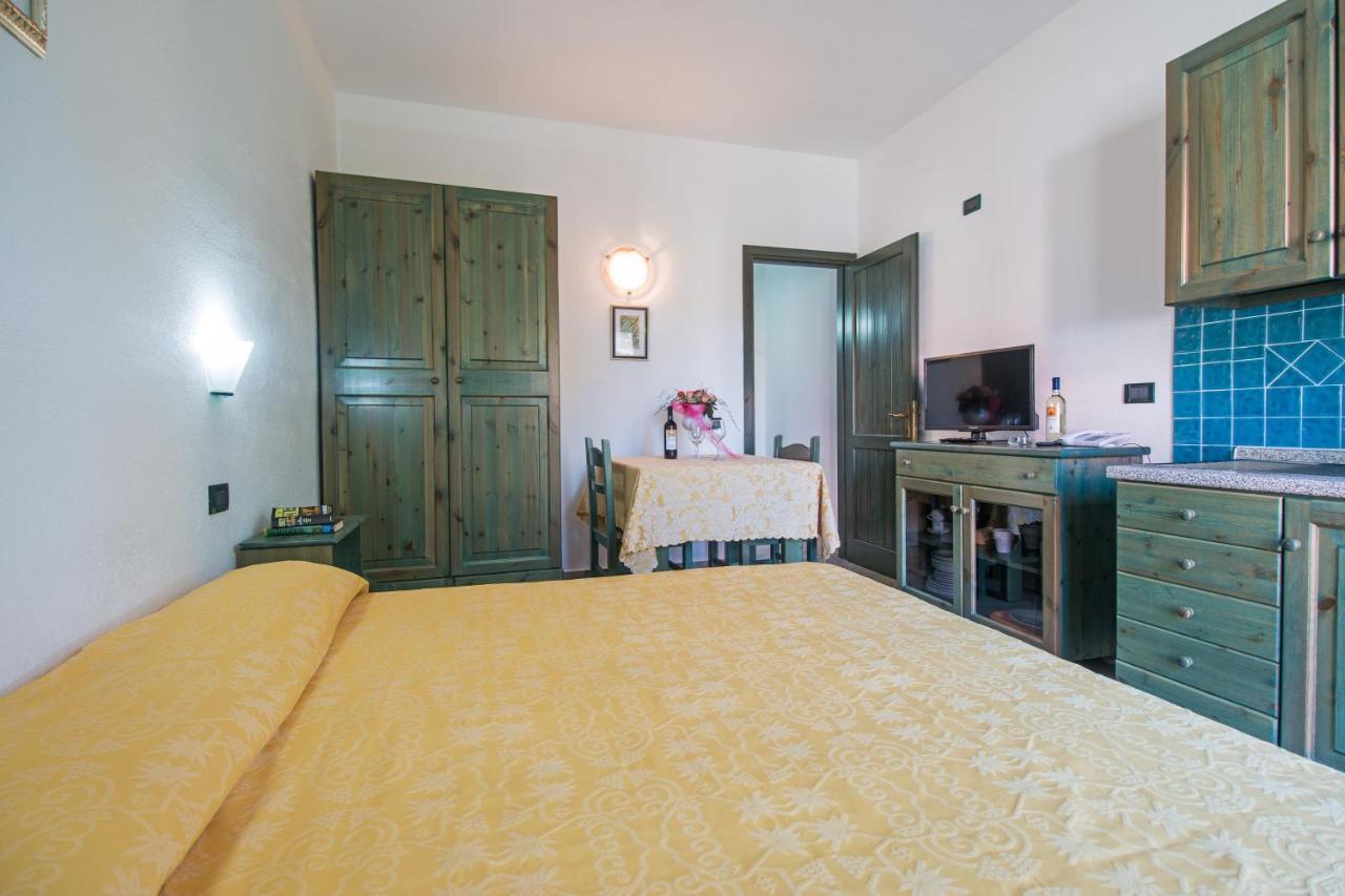 Appartamento Gli Ontani Cala Liberotto Exteriör bild