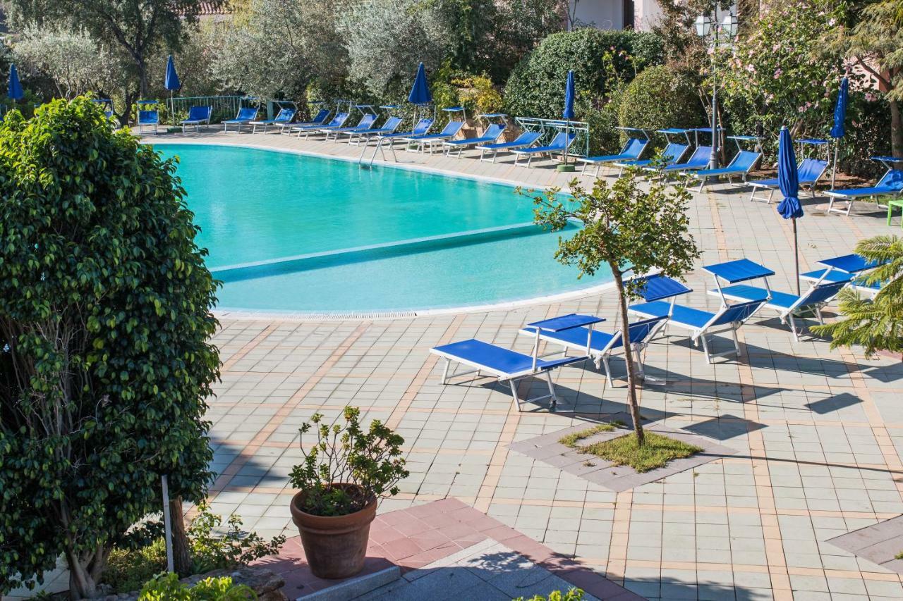 Appartamento Gli Ontani Cala Liberotto Exteriör bild